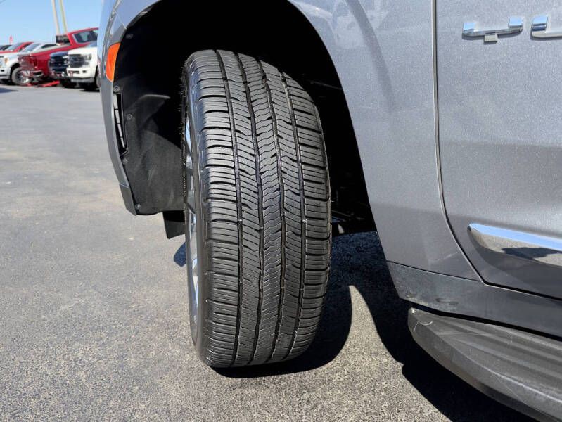 2021 GMC Yukon Image 26