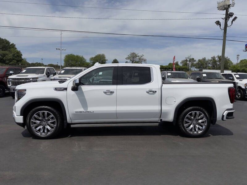 2023 GMC Sierra Image 4