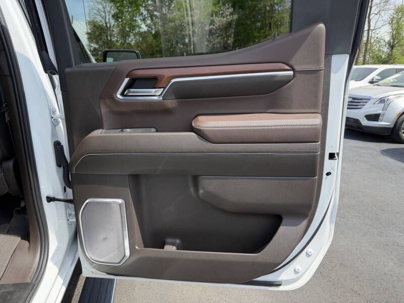 2023 GMC Sierra Image 21