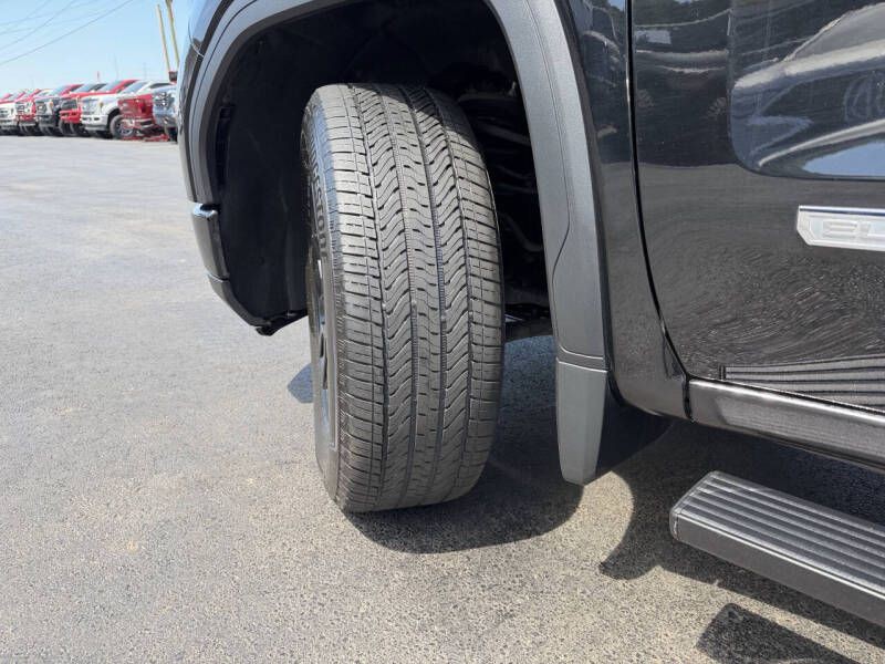 2023 GMC Sierra Image 24