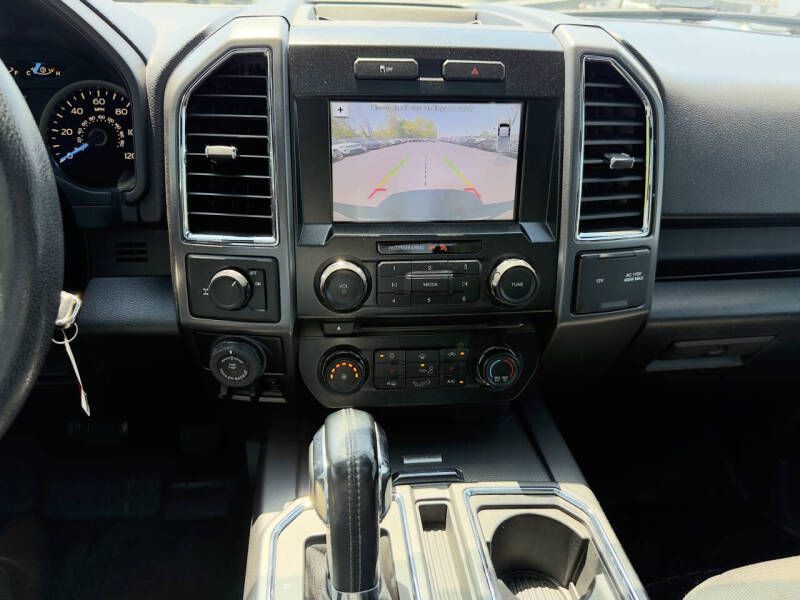 2016 Ford F-150 Image 17