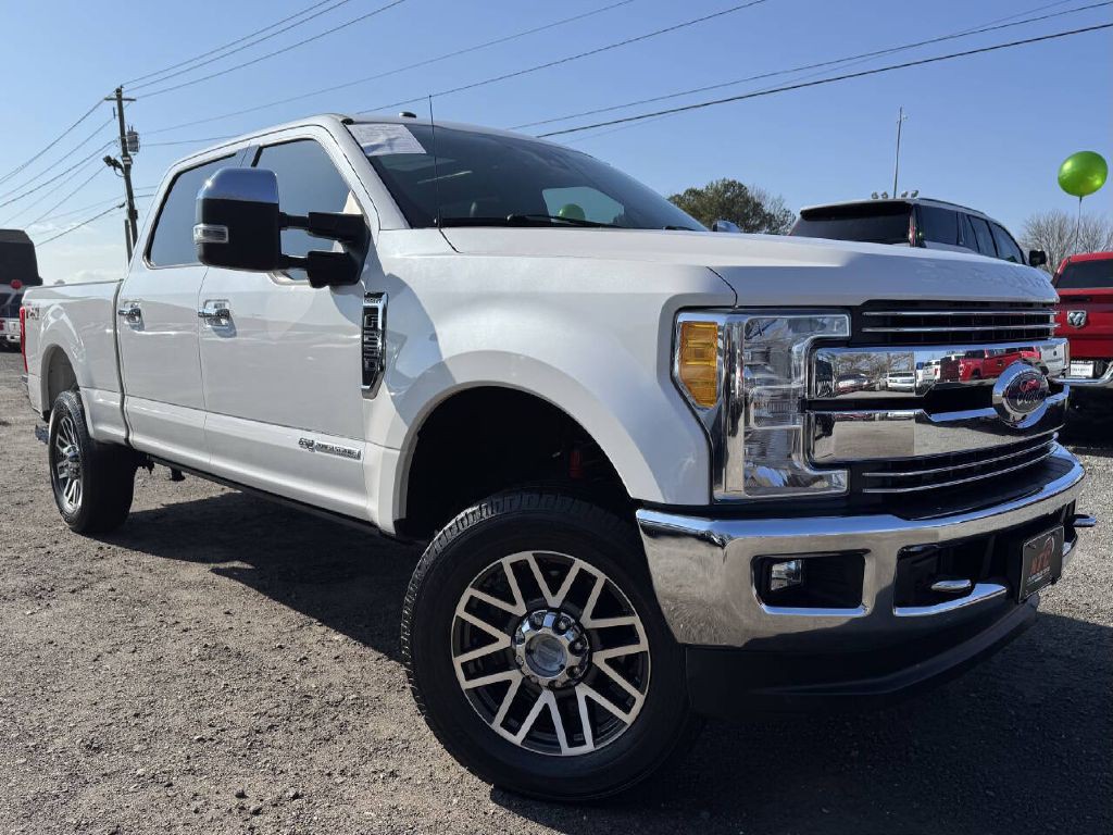 2017 Ford F-250 Image 4