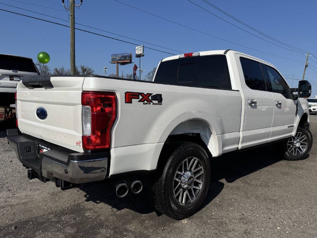 2017 Ford F-250 Image 9