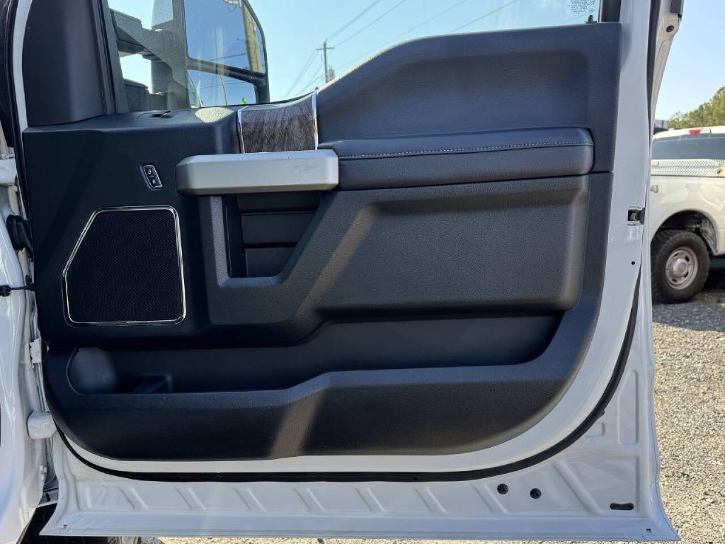 2017 Ford F-250 Image 22