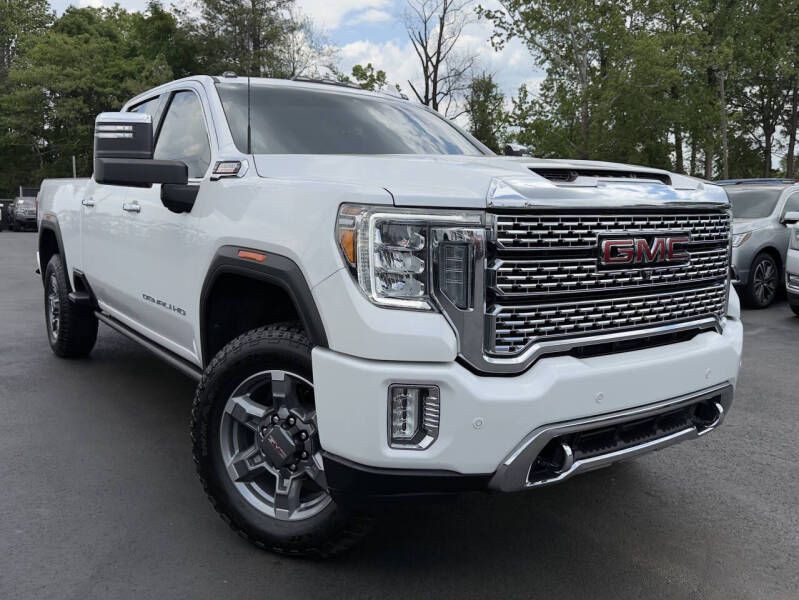 2023 GMC Sierra Image 2