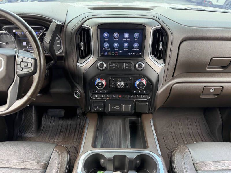 2023 GMC Sierra Image 16