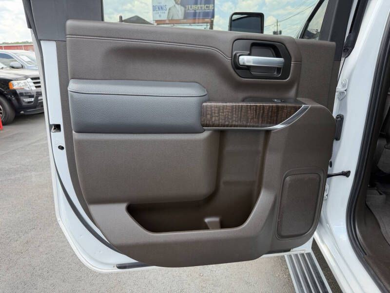 2023 GMC Sierra Image 20