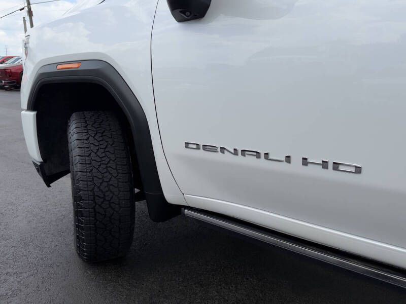 2023 GMC Sierra Image 23