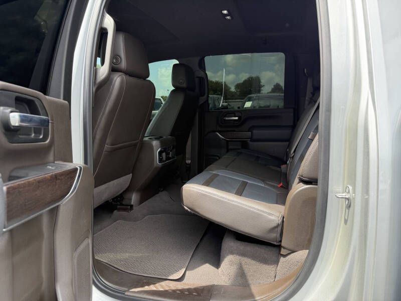 2021 GMC Sierra Image 9