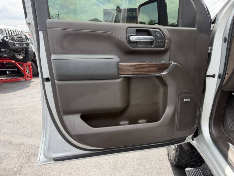2021 GMC Sierra Image 18