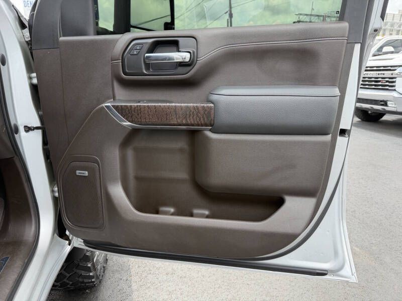 2021 GMC Sierra Image 19