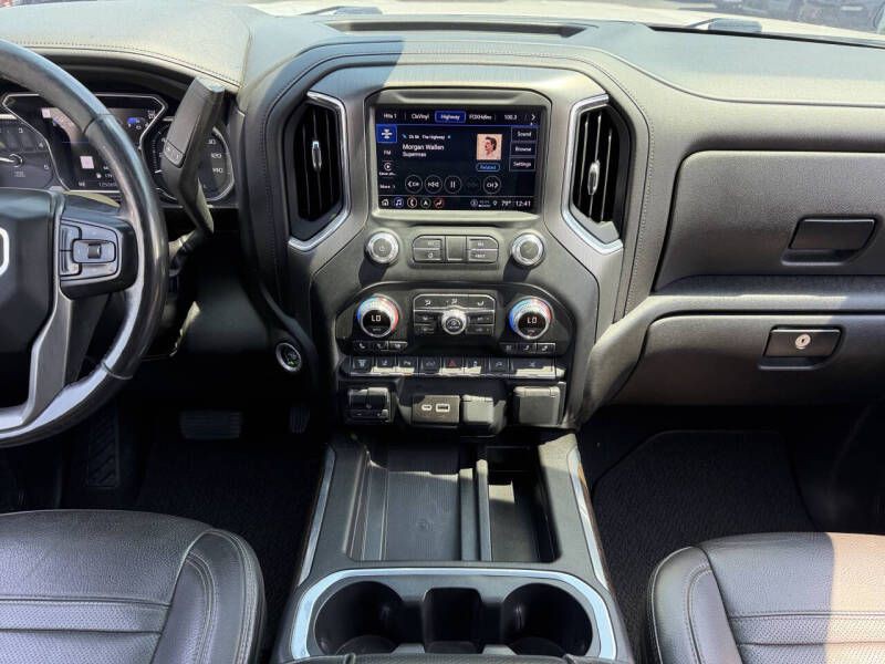 2022 GMC Sierra Image 14