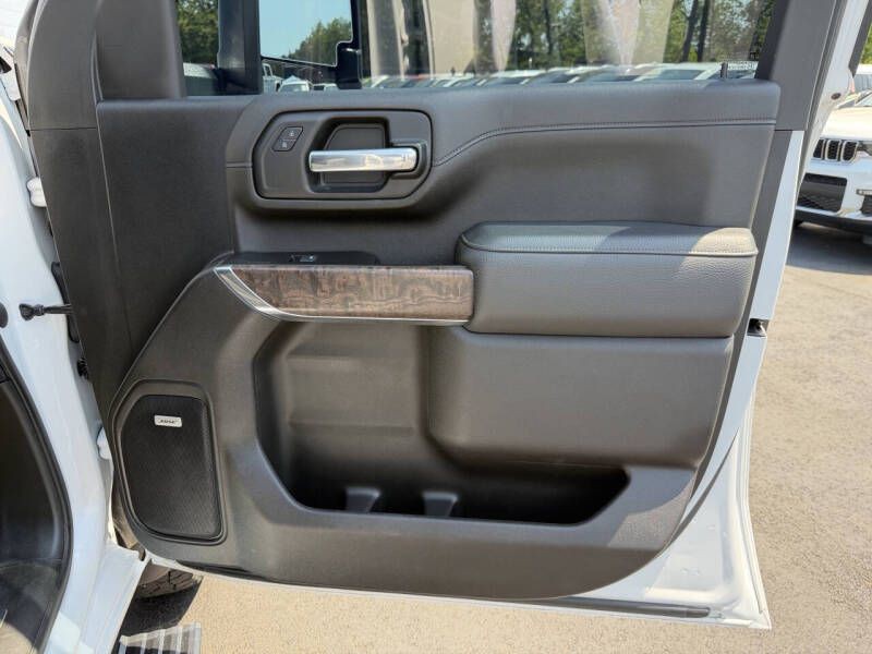 2022 GMC Sierra Image 19