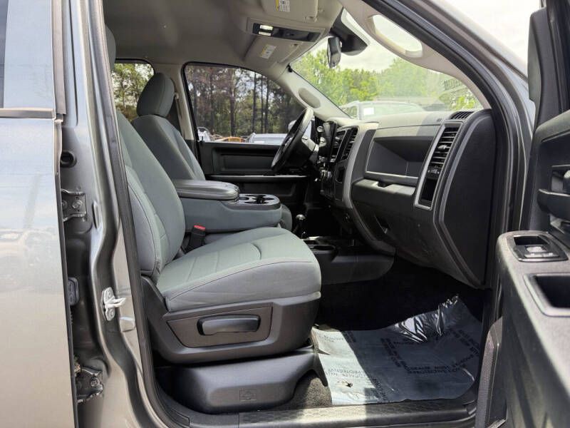2013 RAM 2500 Image 10