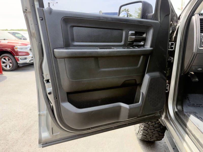 2013 RAM 2500 Image 17
