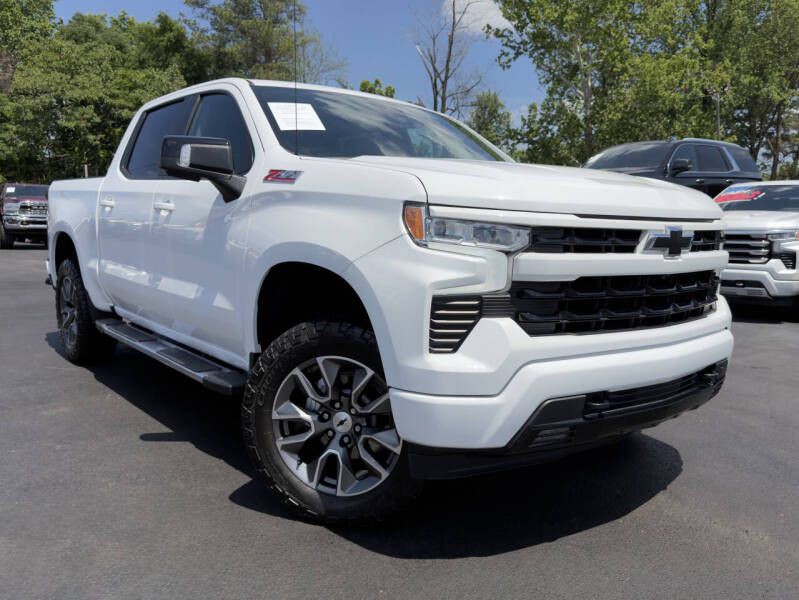 2022 Chevrolet Silverado 1500 Image 2
