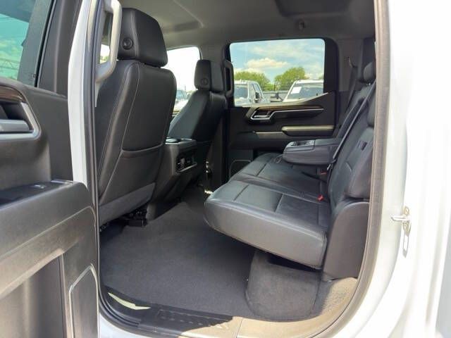 2022 Chevrolet Silverado 1500 Image 9