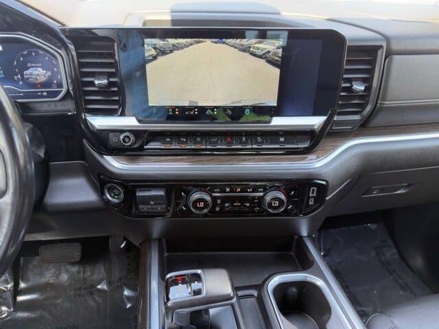 2022 Chevrolet Silverado 1500 Image 16