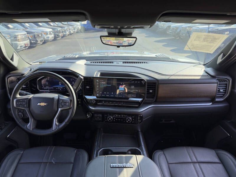 2024 Chevrolet Silverado 1500 Image 12