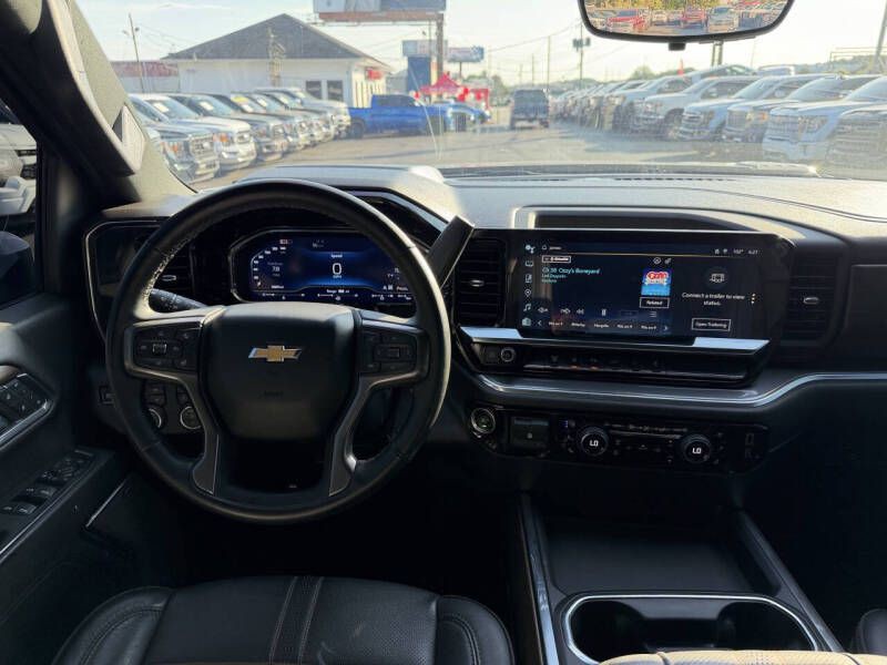 2024 Chevrolet Silverado 1500 Image 13