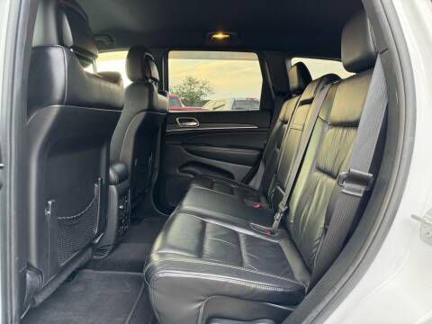 2015 Jeep Grand Cherokee Image 11