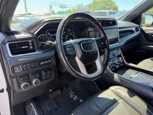 2021 GMC Yukon Image 15