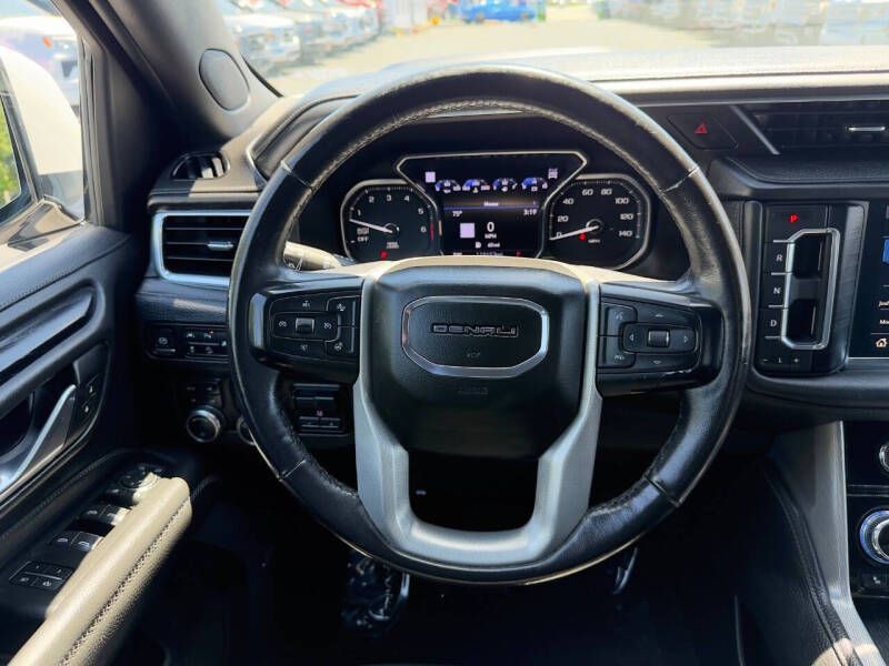 2021 GMC Yukon Image 19