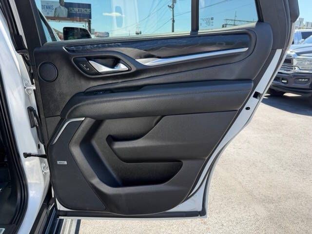 2021 GMC Yukon Image 24