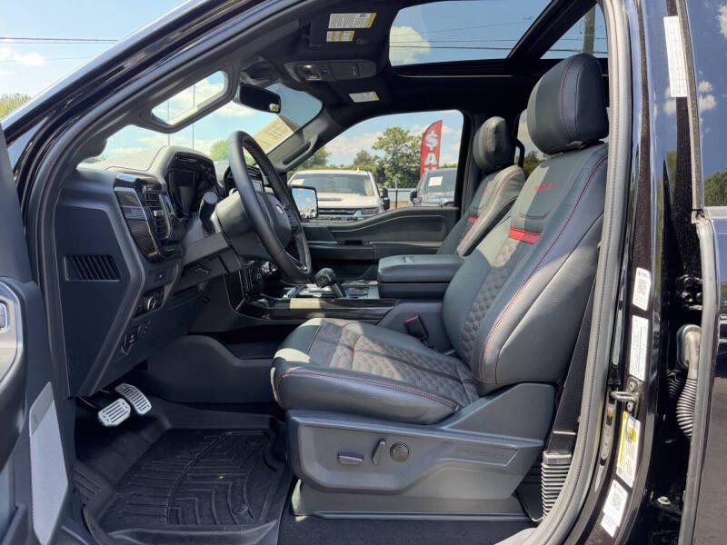 2025 Ford F-150 Image 8