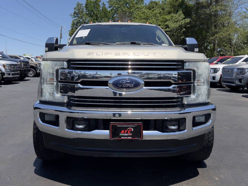 2017 Ford F-250 Image 1
