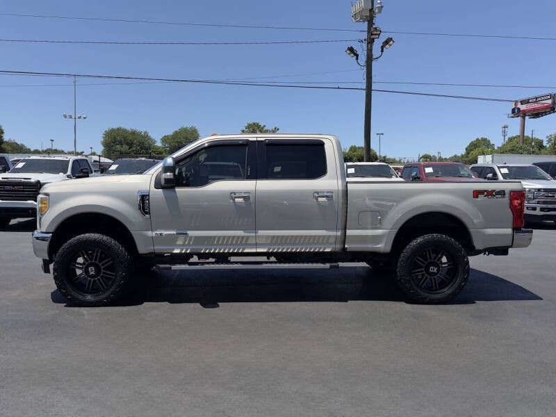 2017 Ford F-250 Image 3