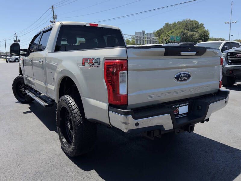 2017 Ford F-250 Image 5