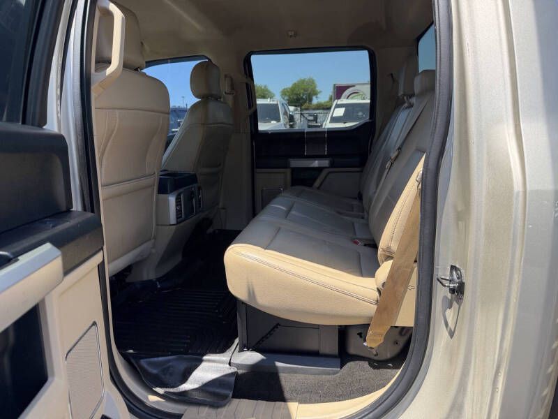 2017 Ford F-250 Image 9
