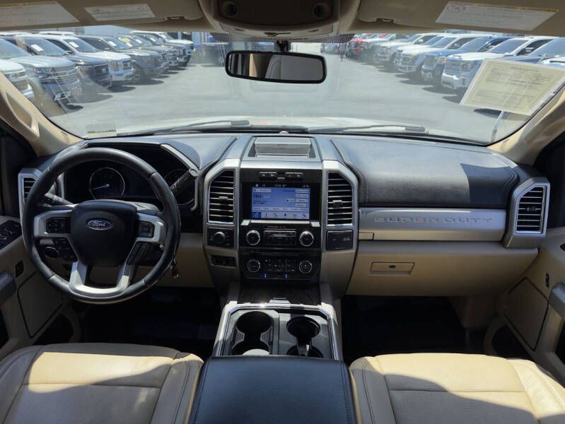 2017 Ford F-250 Image 12