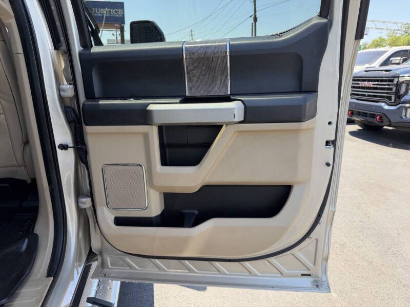 2017 Ford F-250 Image 21