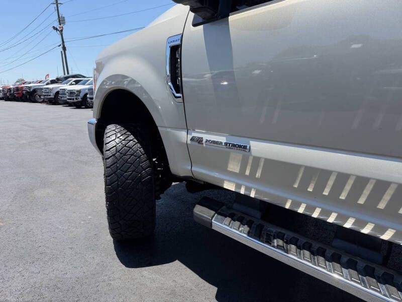 2017 Ford F-250 Image 23