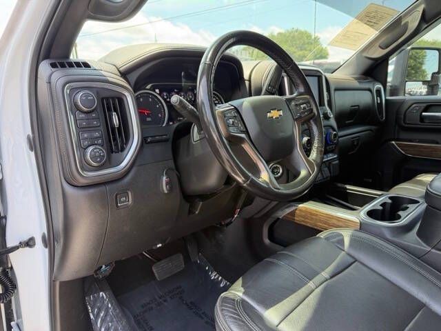 2022 Chevrolet Silverado 1500 Image 12