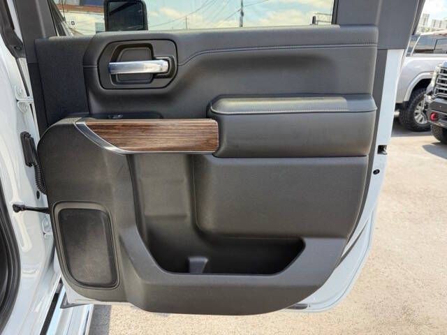 2022 Chevrolet Silverado 1500 Image 16