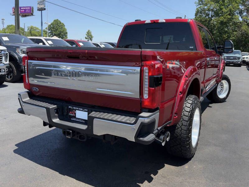 2025 Ford F-350 Image 8
