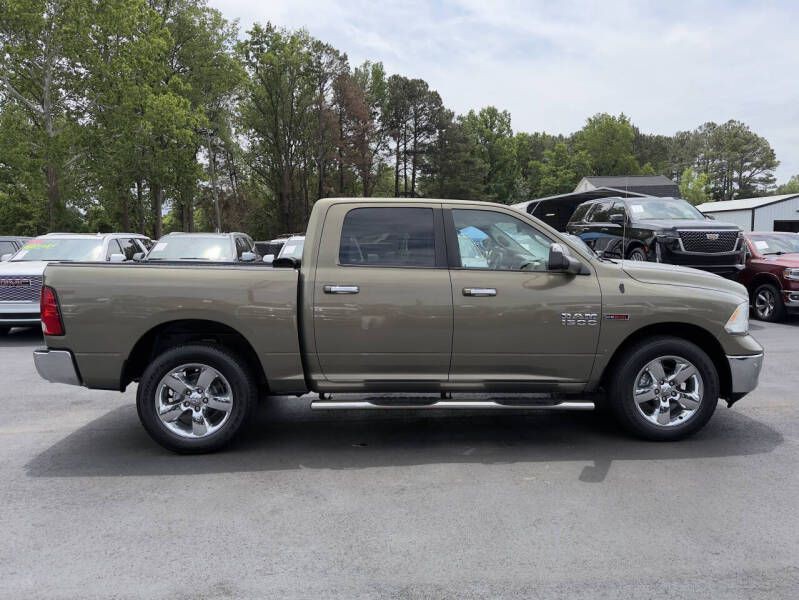 2015 RAM 1500 Image 4