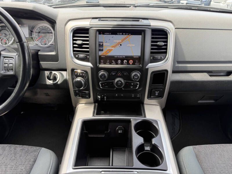 2015 RAM 1500 Image 15