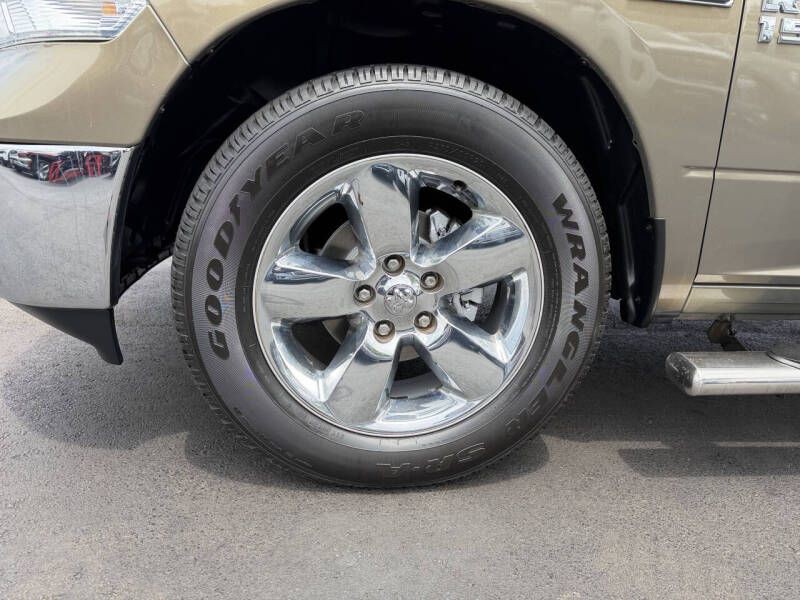 2015 RAM 1500 Image 22