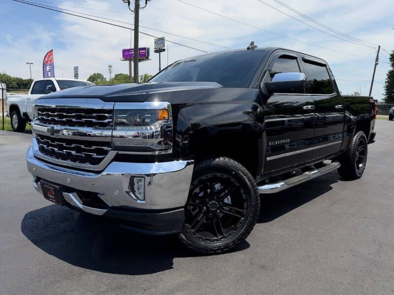 2017 Chevrolet Silverado 1500 Image 1