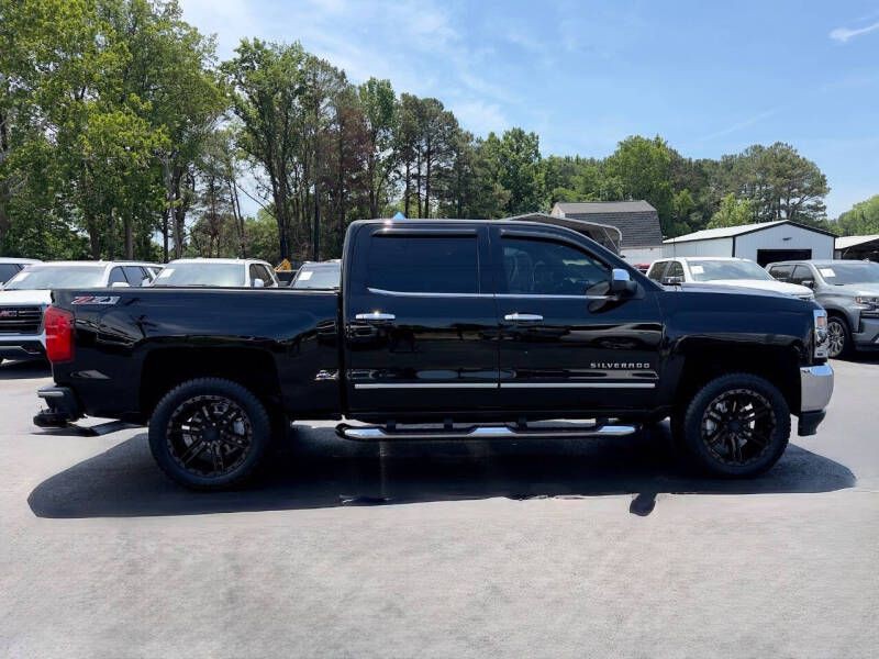 2017 Chevrolet Silverado 1500 Image 5