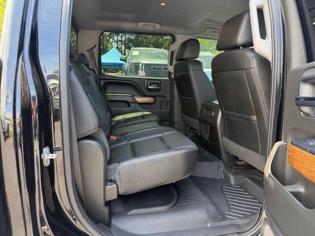 2017 Chevrolet Silverado 1500 Image 11