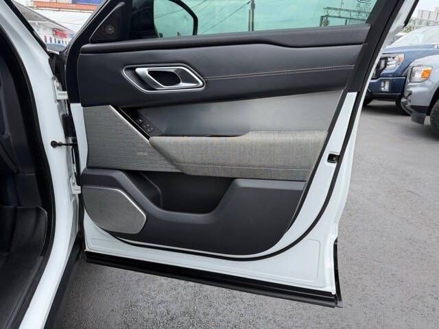 2019 Land Rover Range Rover Image 19