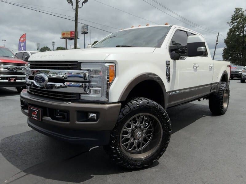 2017 Ford F-250 Image 2