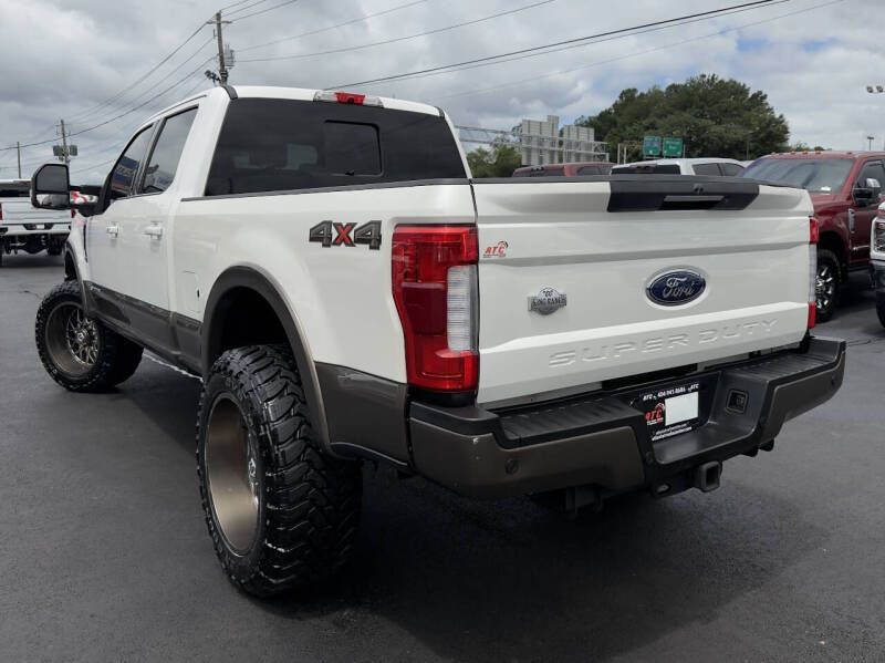 2017 Ford F-250 Image 7
