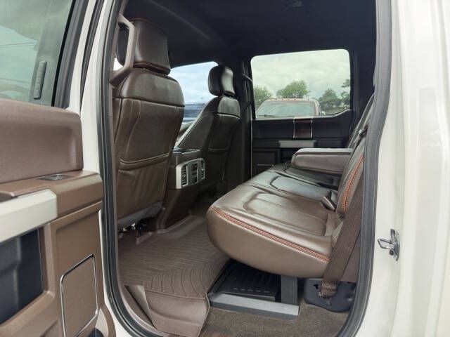 2017 Ford F-250 Image 11