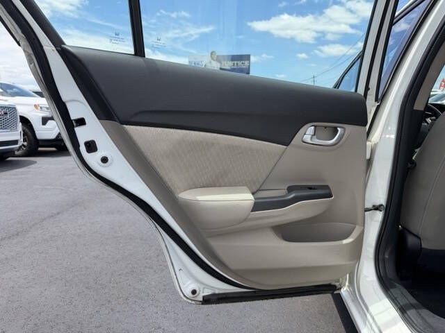 2014 Honda Civic Image 18